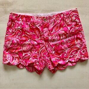 🌷Lilly Pulitzer Pink buttercup Bermuda Shorts with Scalloped Hem size 6